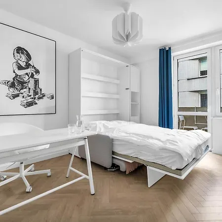 Apartment Koneser - Workspace, Balcony, Subway - By Rentujemy