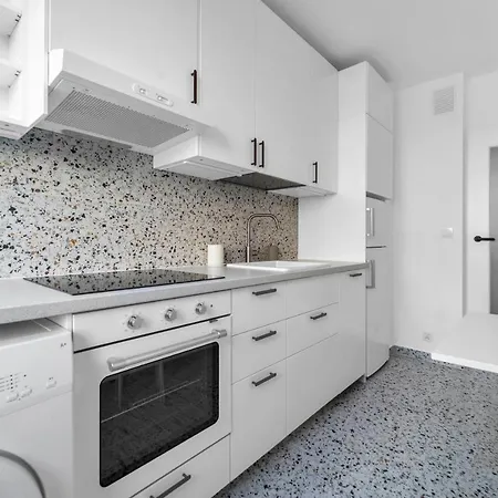 Koneser - Workspace, Balcony, Subway - By Rentujemy * Βαρσοβία